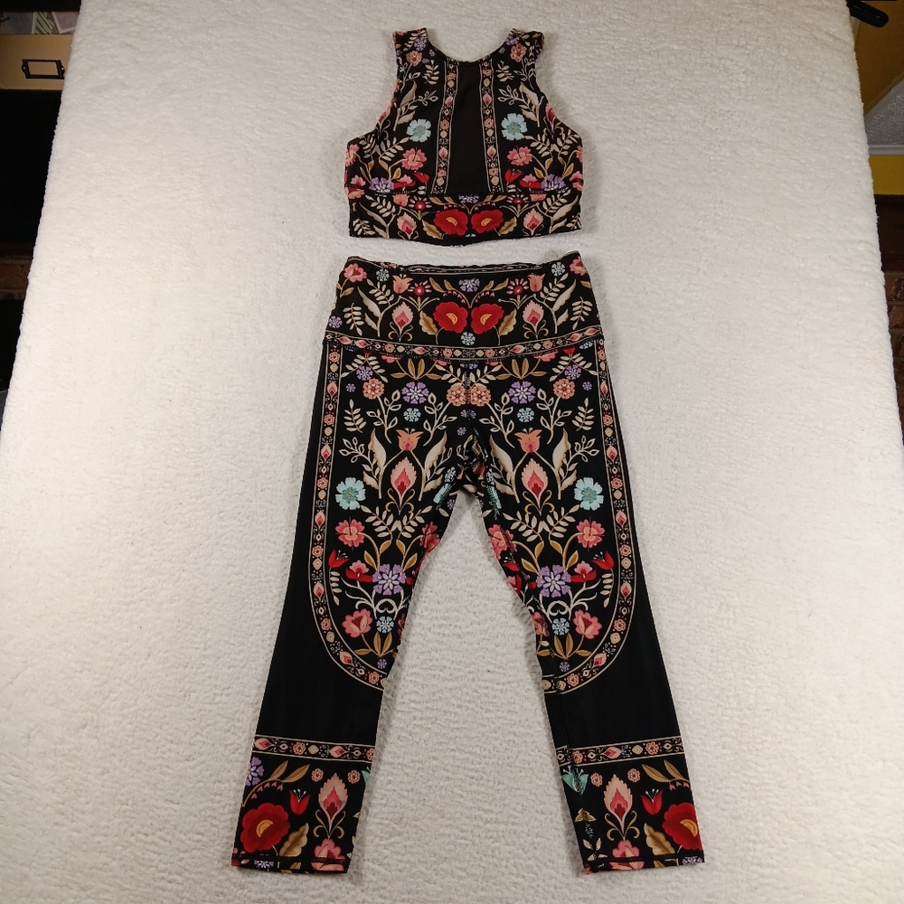 Floral Embroidered Black High-Waist Leggings and Crop Top Set